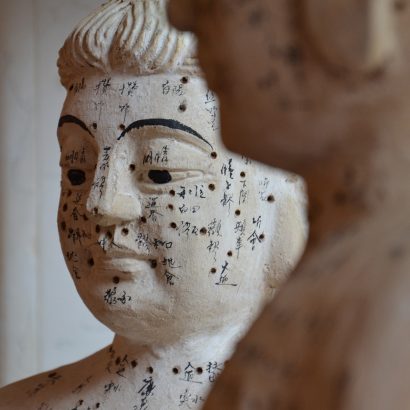 Upper torso acupuncture points in chinese.